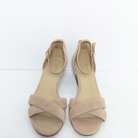 NWOT Naturalizer suede sandals - Picture 7 of 16